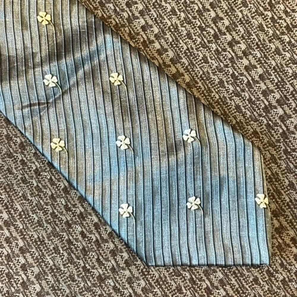 Lanvin Paris Necktie Dark Academia Mens Olive Green Silk Lucky Clover Stripe